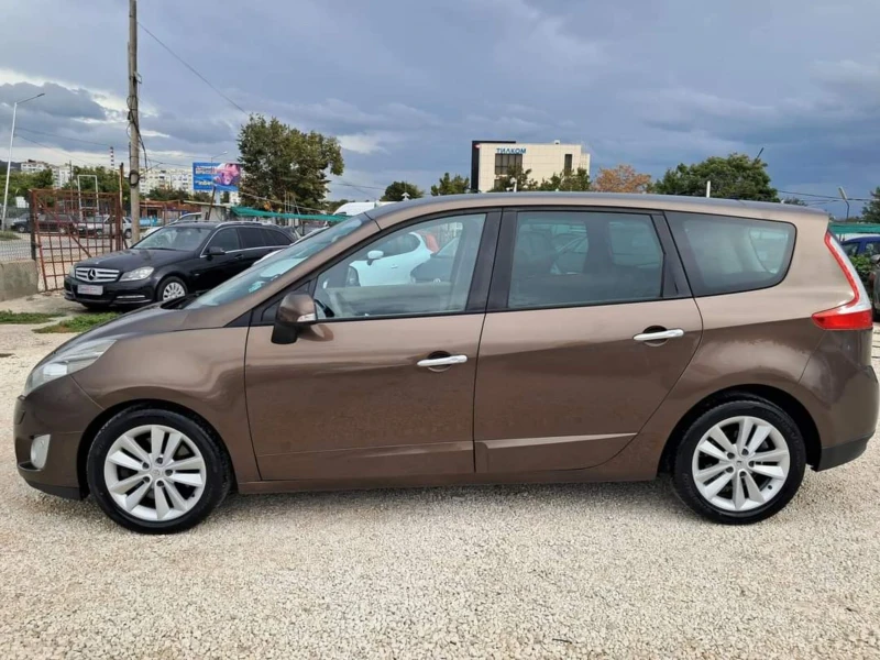 Renault Grand scenic 2.0TDI АВТОМАТИК , снимка 8 - Автомобили и джипове - 47344265