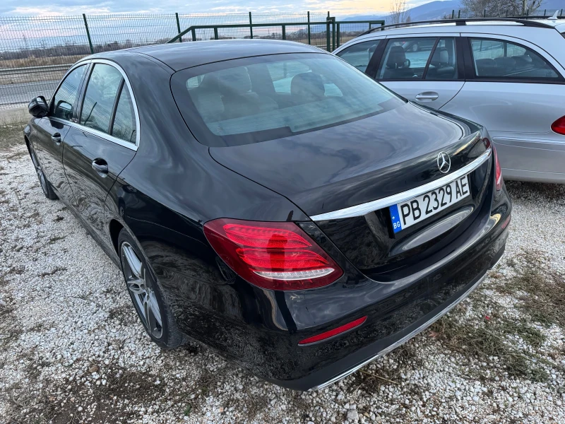 Mercedes-Benz E 220, снимка 6 - Автомобили и джипове - 48302053