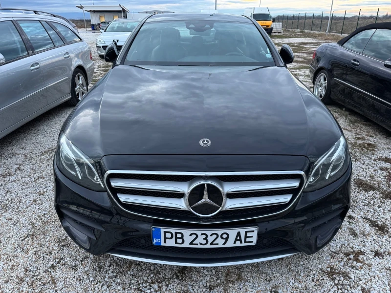 Mercedes-Benz E 220, снимка 1 - Автомобили и джипове - 48302053