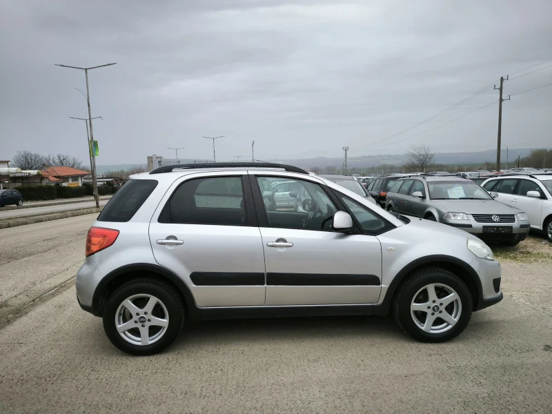 Suzuki SX4 1.6i 4x4 , снимка 4 - Автомобили и джипове - 49617080