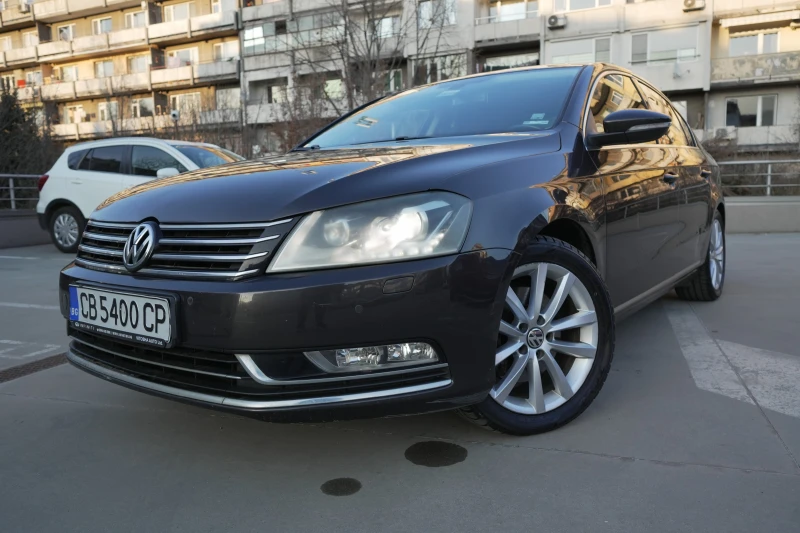 VW Passat, снимка 2 - Автомобили и джипове - 52300281