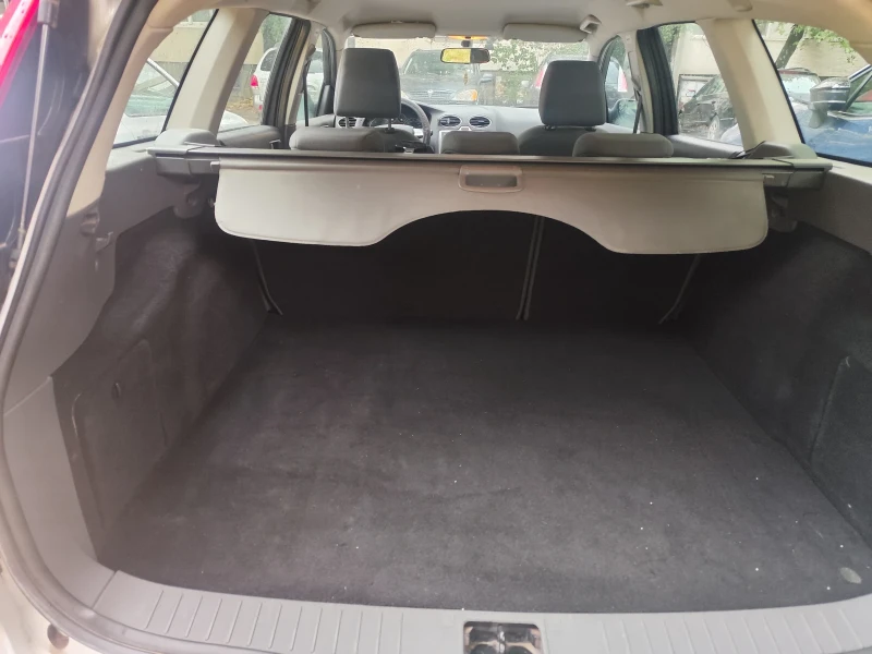 Ford Focus 1.6 hdi 109 к.с., снимка 12 - Автомобили и джипове - 52820306
