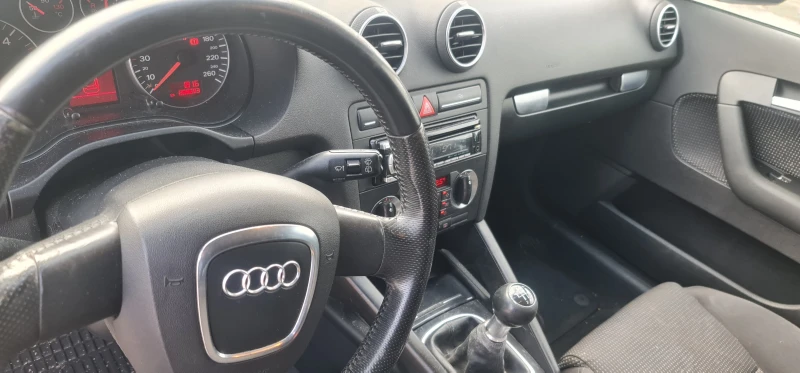 Audi A3 1.9TDI Sportback , снимка 7 - Автомобили и джипове - 52866192