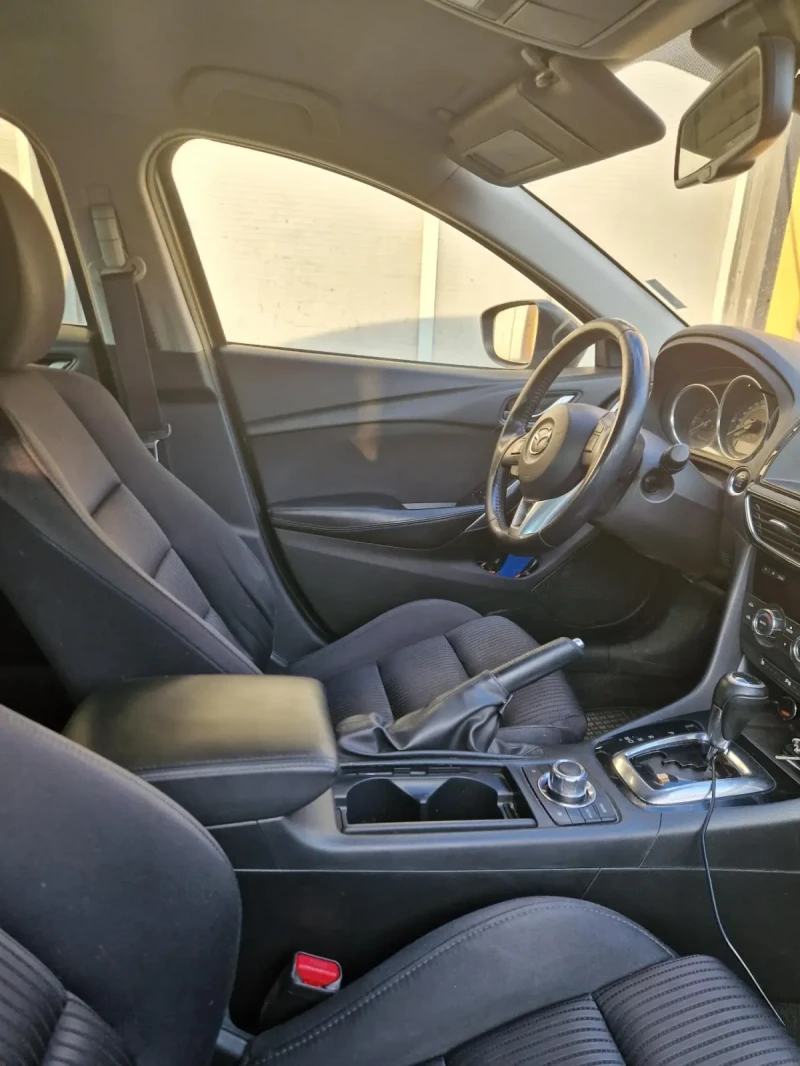 Mazda 6  2.2D Automat, снимка 3 - Автомобили и джипове - 53370907