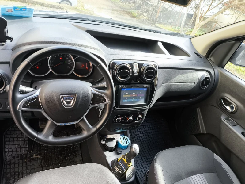 Dacia Dokker Stepway , снимка 14 - Автомобили и джипове - 53401062