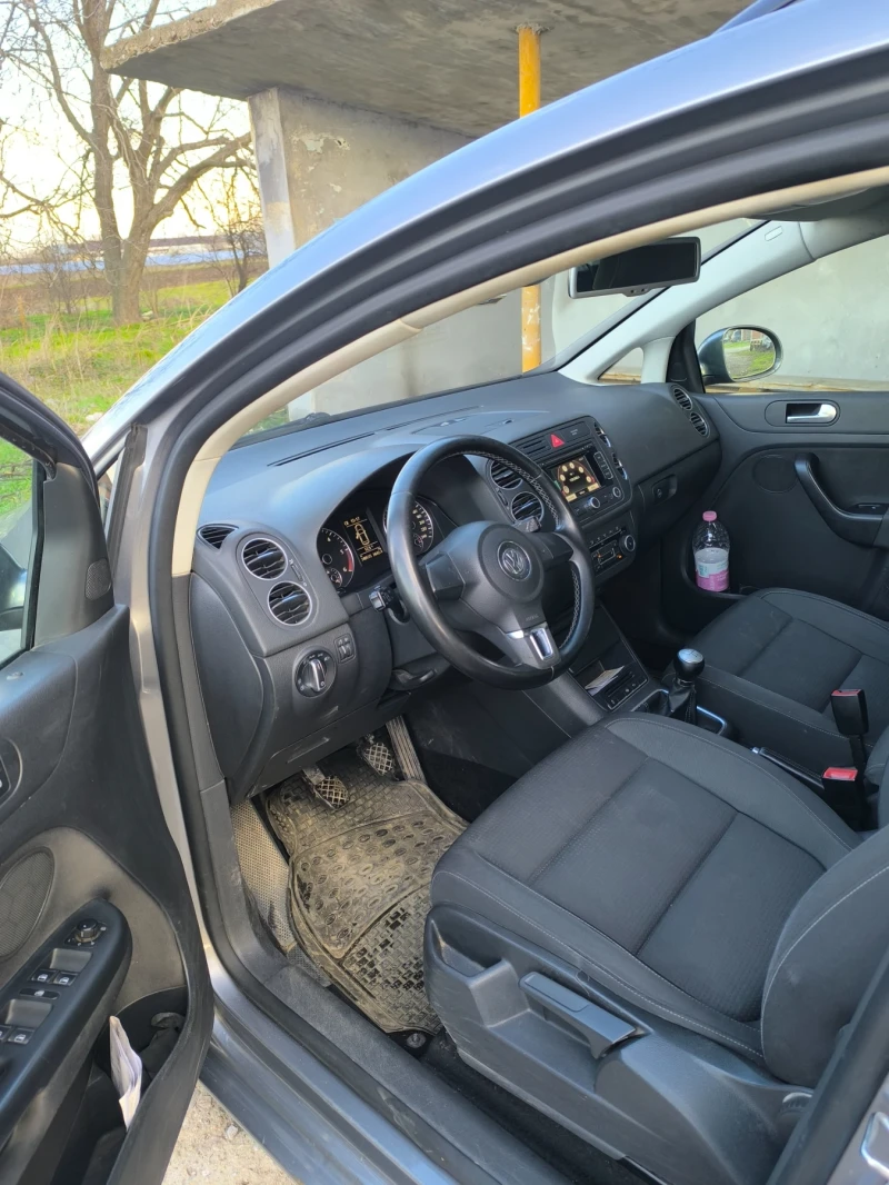 VW Golf Plus, снимка 9 - Автомобили и джипове - 53403475