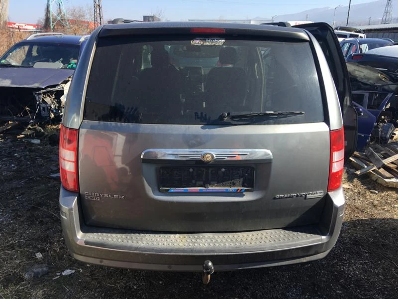 Chrysler Gr.voyager 2,8 crd на части, снимка 2 - Автомобили и джипове - 31887652