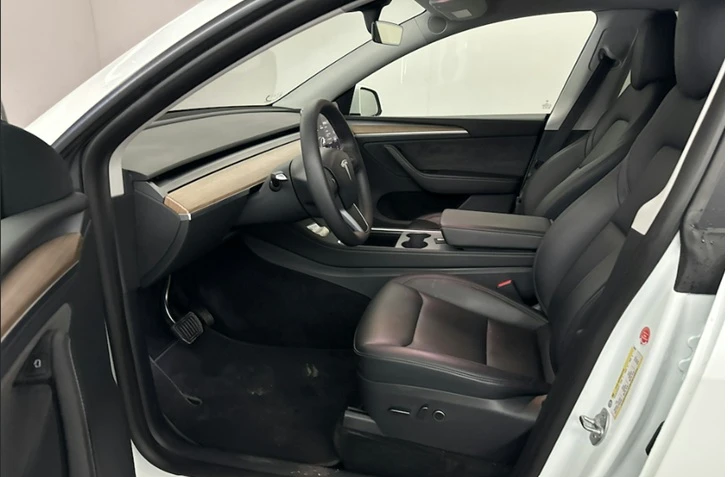 Tesla Model Y Long Range, Dual motor, ����������� ���������� | Mobile.bg � ����������� 5