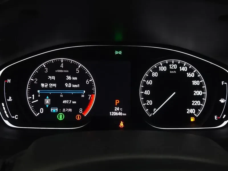Honda Accord 2.0T SPORTS, снимка 8 - Автомобили и джипове - 55783587