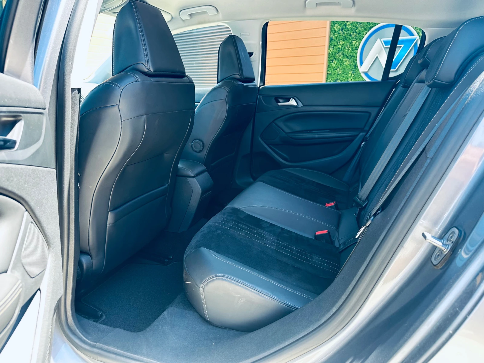 Peugeot 308 Allure/Keyless/Led/Navi/Camera | Mobile.bg   11