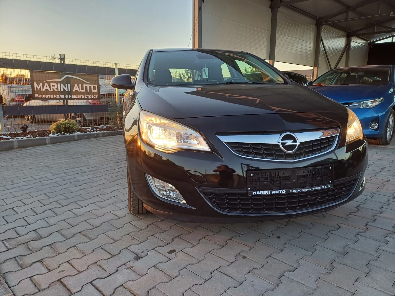 Opel Astra 1.6 benzin 2011 euro5 - изображение 6