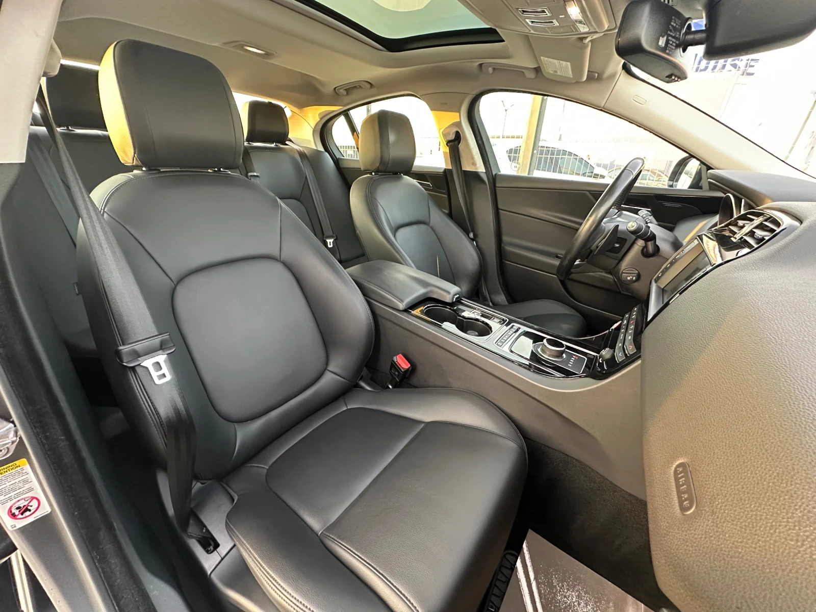 Jaguar XE 2.0D* 4X4* кожа* 2017г.*  | Mobile.bg — изображение 11