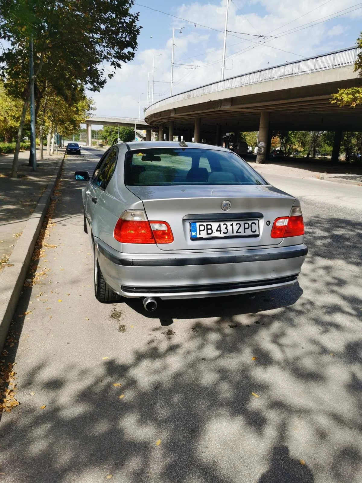 BMW 318  - изображение 7