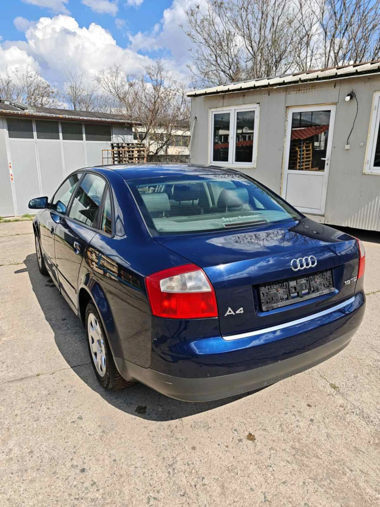 Audi A4 B6 - изображение 6