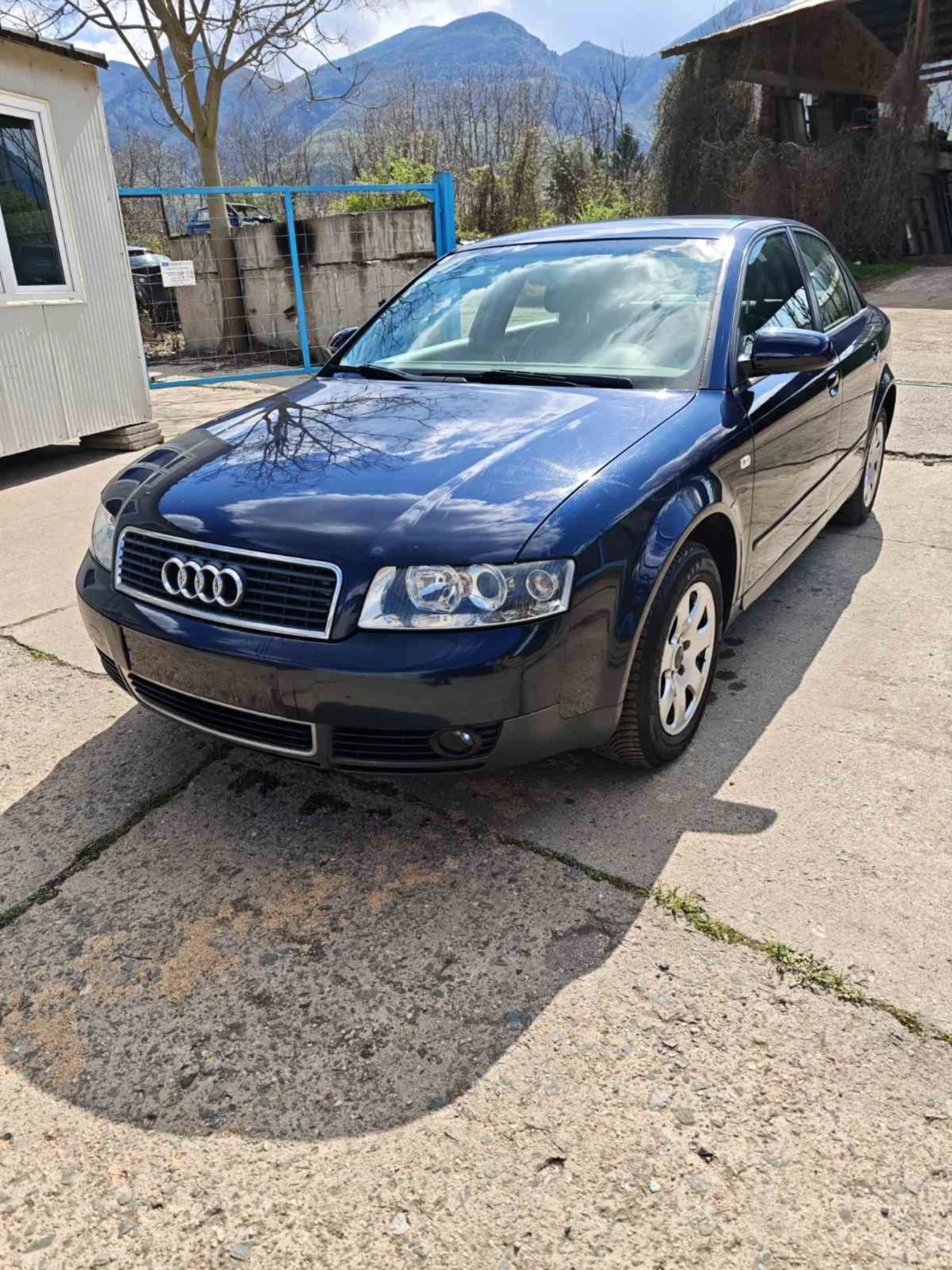 Audi A4 B6 - изображение 2