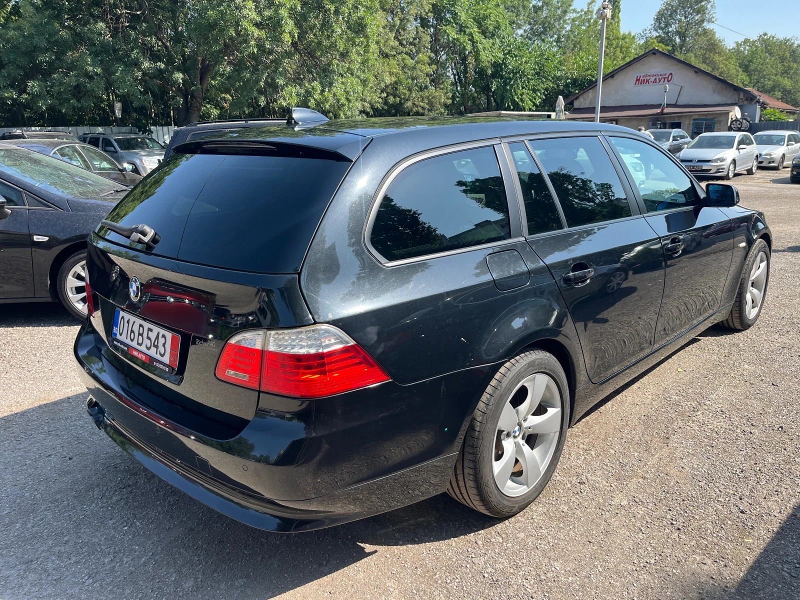 BMW 530 xi Facelift Steptronic - изображение 3