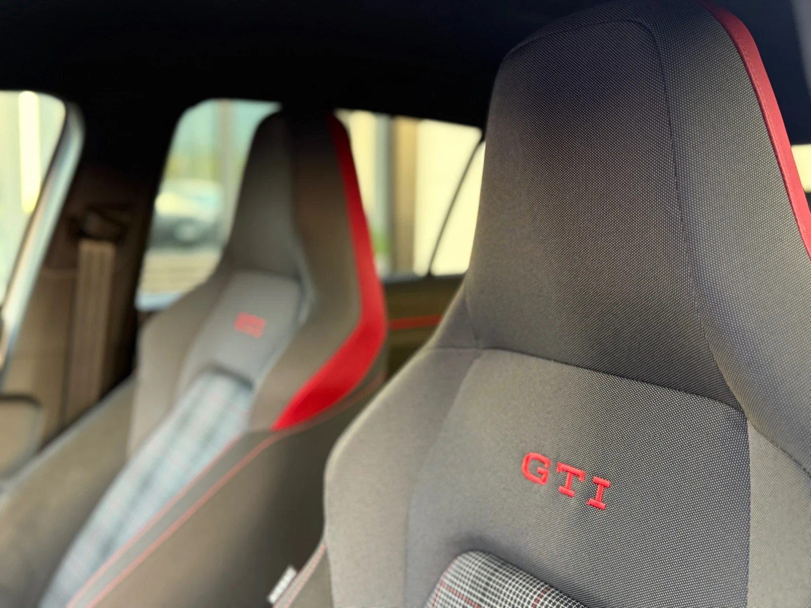 VW Golf GTI VIII REDLINE/LED/NAVI/VIRTUAL/  | Mobile.bg   17