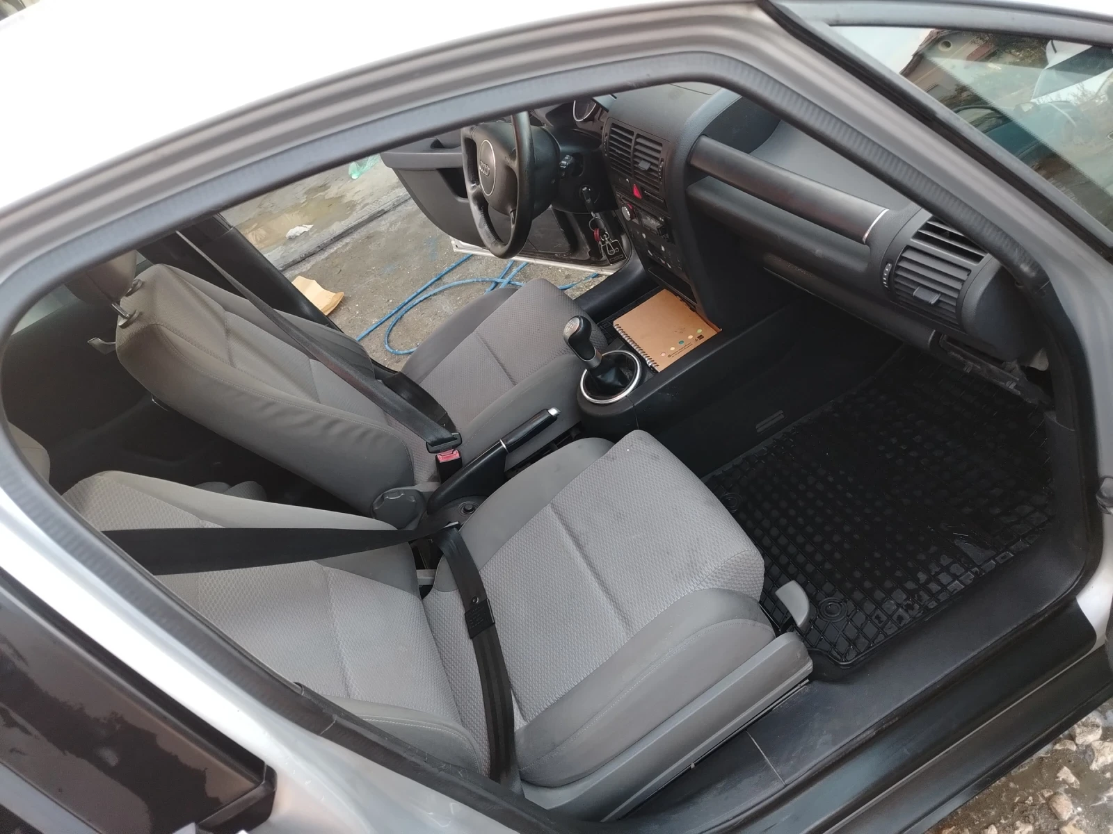 Audi A2 1.4 TDI 75kc - изображение 8