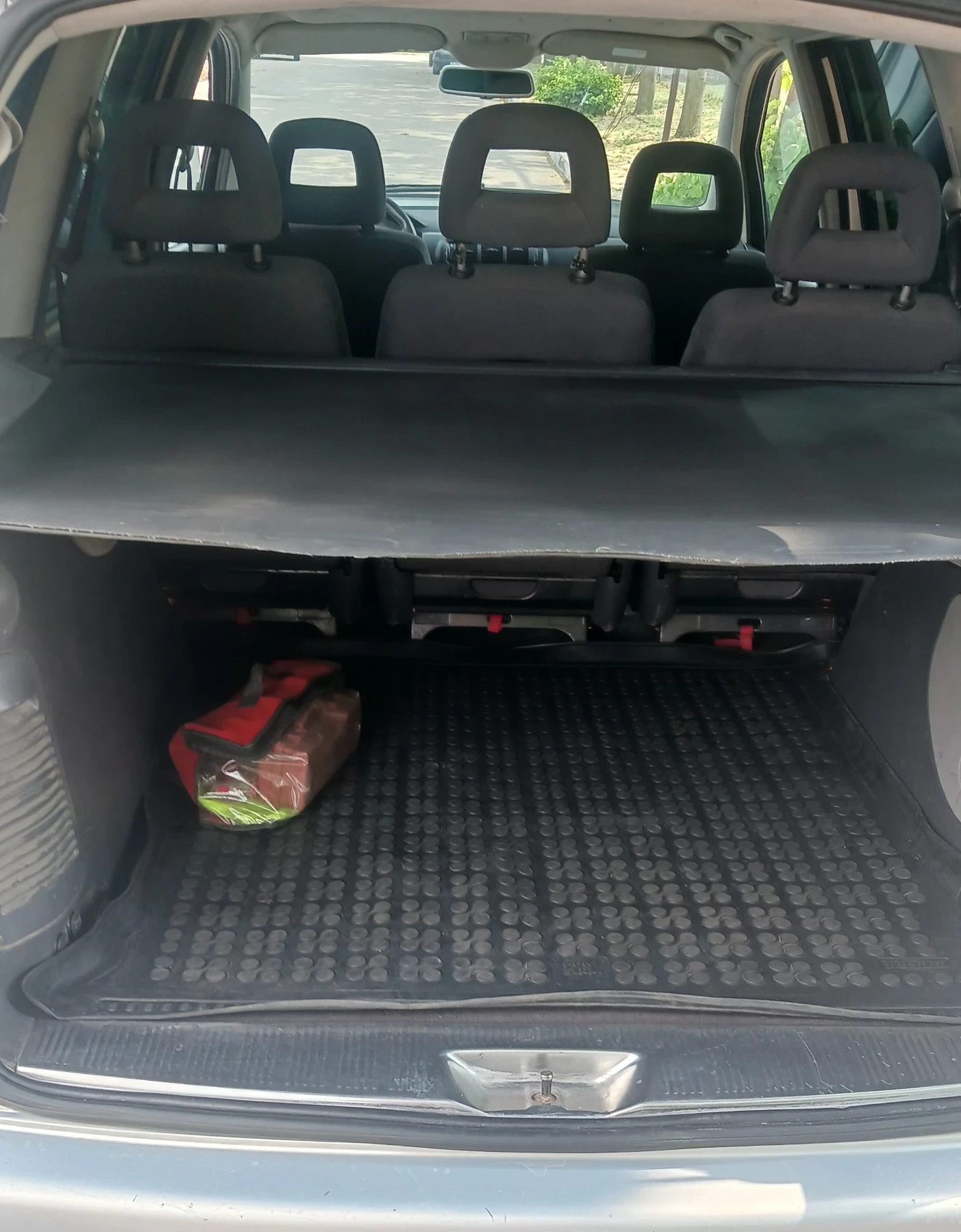 Ford Galaxy 1.9 - изображение 6