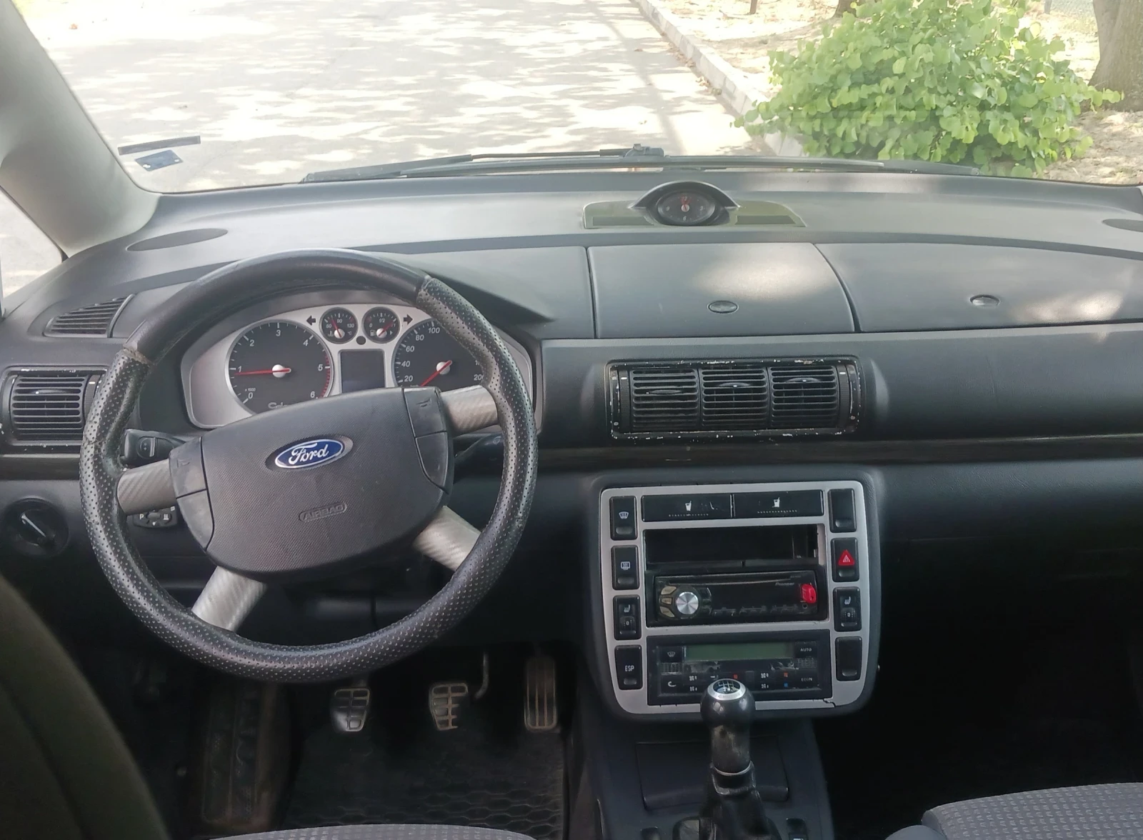 Ford Galaxy 1.9 - изображение 5