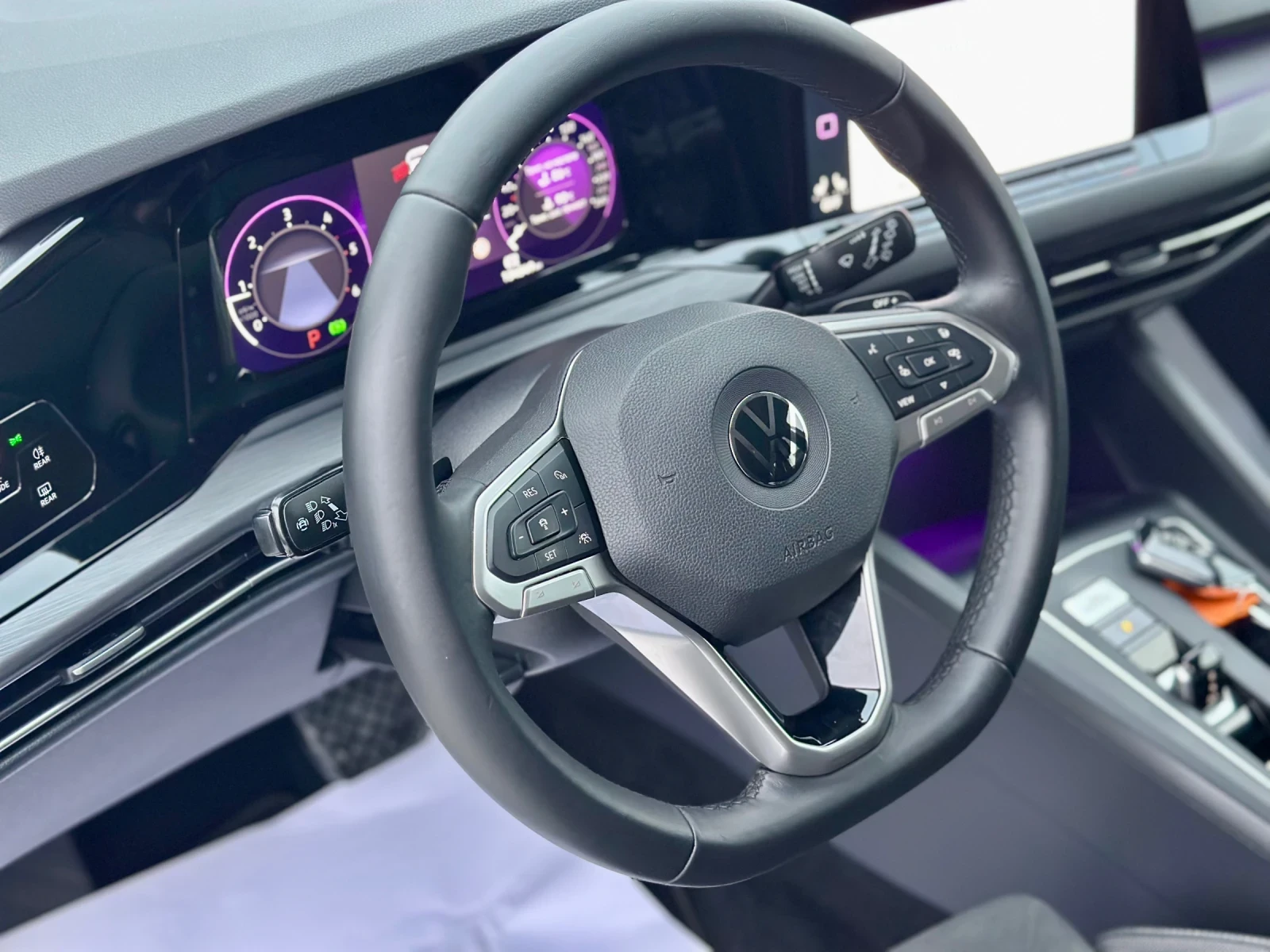 VW Golf 2.0 TDI :: DSG:: IQ DRIVE:: 1 ����������:: | Mobile.bg � ����������� 9