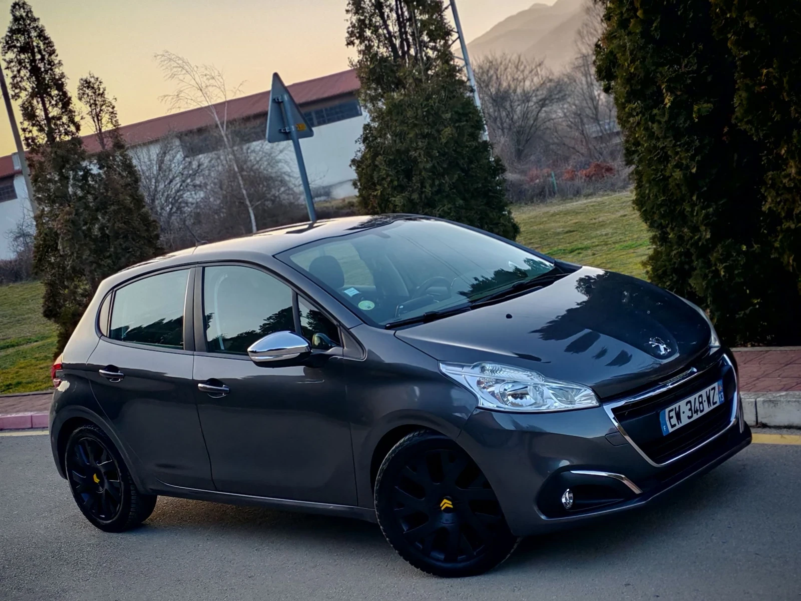 Peugeot 208 1.6HDI(100)* FACELIFT* 99673КМ* НОВ ВНОС*  - изображение 9