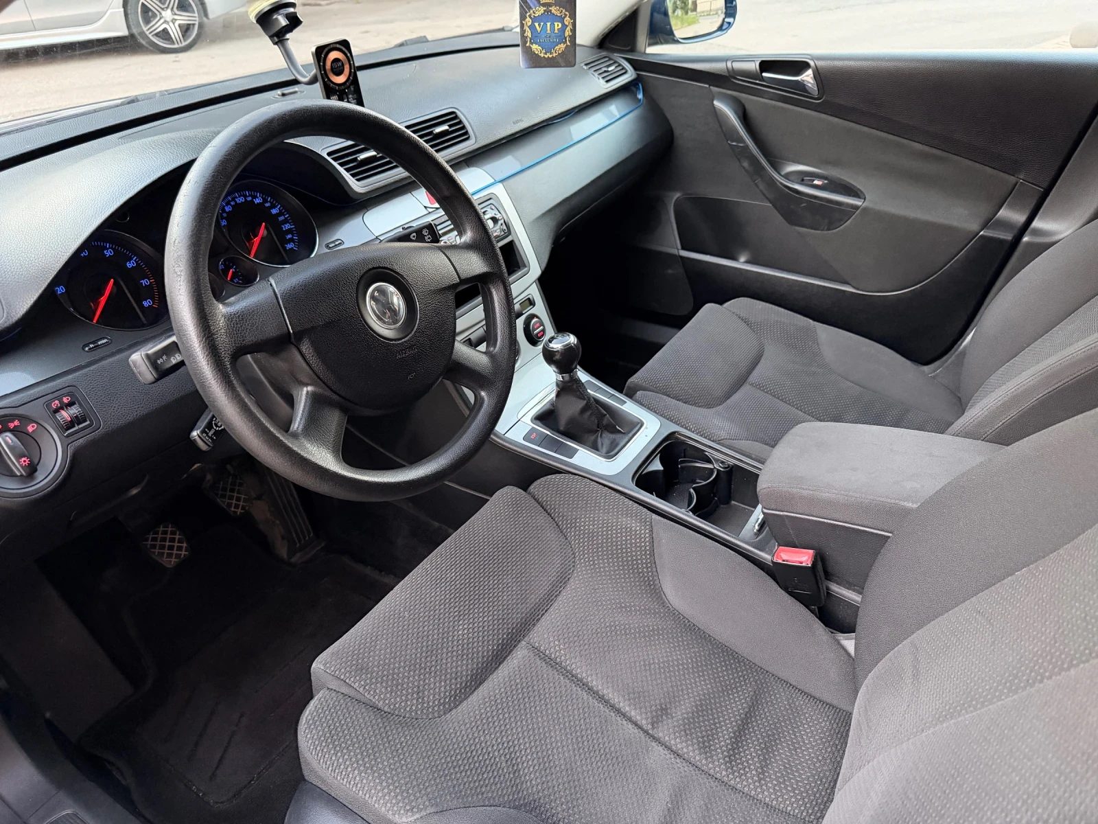 VW Passat, снимка 6 - Автомобили и джипове - 55065628