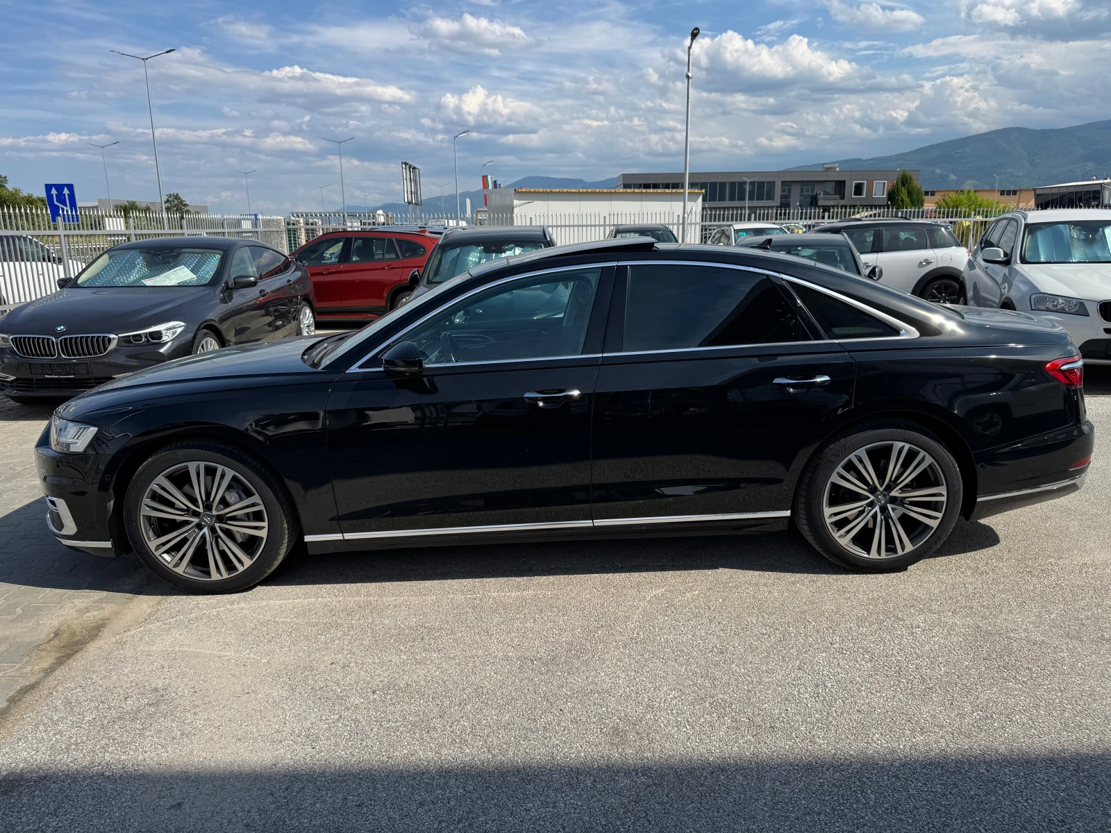 Audi A8 3.0 TDI B&O, снимка 3 - Автомобили и джипове - 55207602