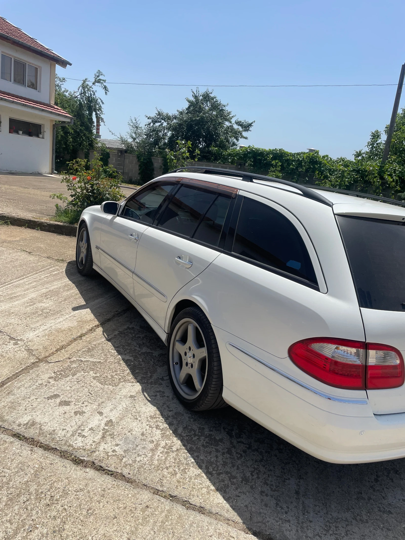 Mercedes-Benz E 500, снимка 6 - Автомобили и джипове - 55221041