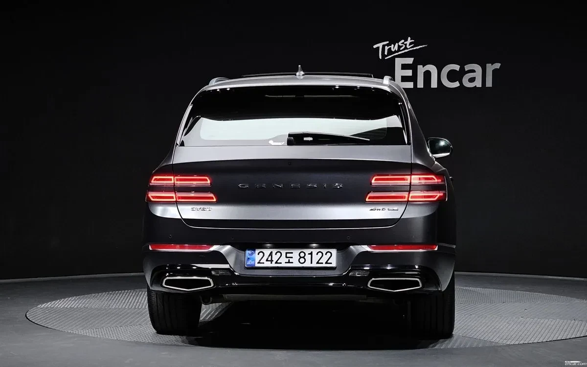 Genesis GV80 3.5T * ОБДУХВАНЕ * AWD * 50K KM * HUD * DISTRONIC , снимка 4 - Автомобили и джипове - 55251164