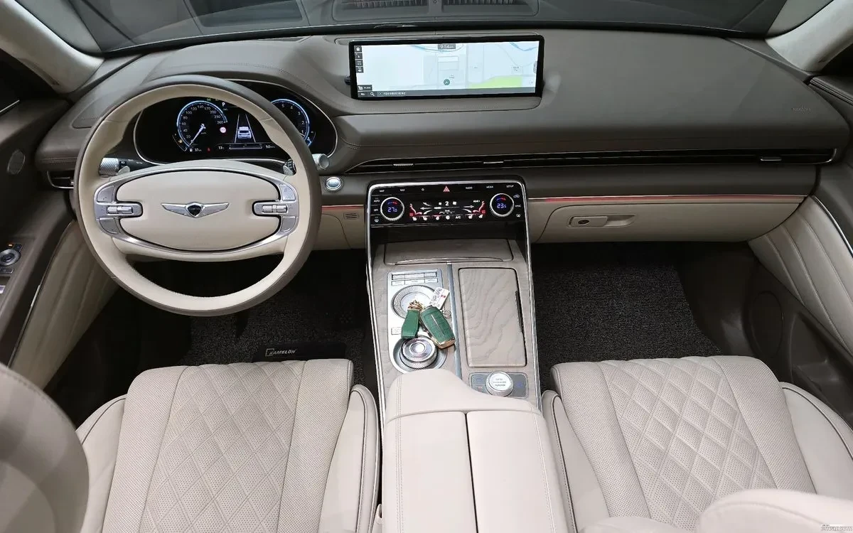 Genesis GV80 3.5T * ОБДУХВАНЕ * AWD * 50K KM * HUD * DISTRONIC , снимка 11 - Автомобили и джипове - 55251164