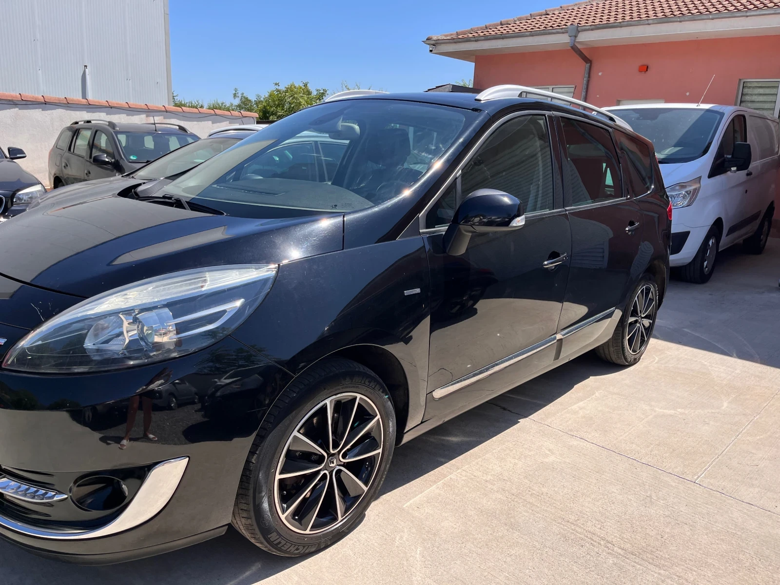 Renault Grand scenic BOSE, снимка 2 - Автомобили и джипове - 55475955