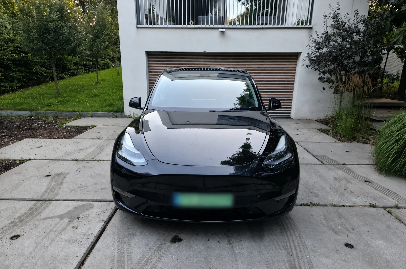 Tesla Model Y Performance AWD