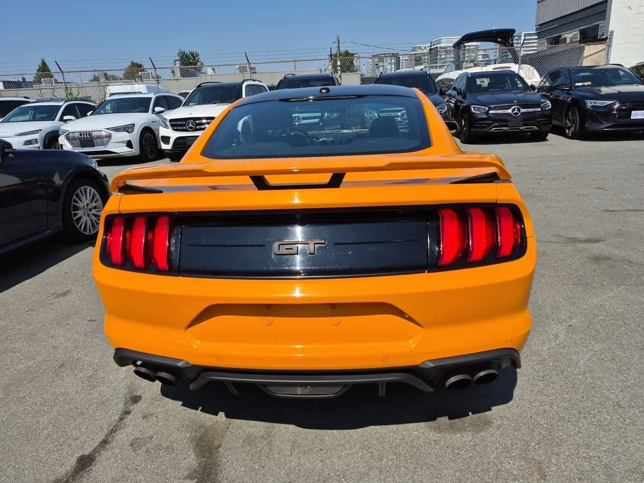 Ford Mustang GT Premium / ОБДУХВАНЕ / CARFAX / АВТОКРЕДИТ, снимка 4 - Автомобили и джипове - 55612831