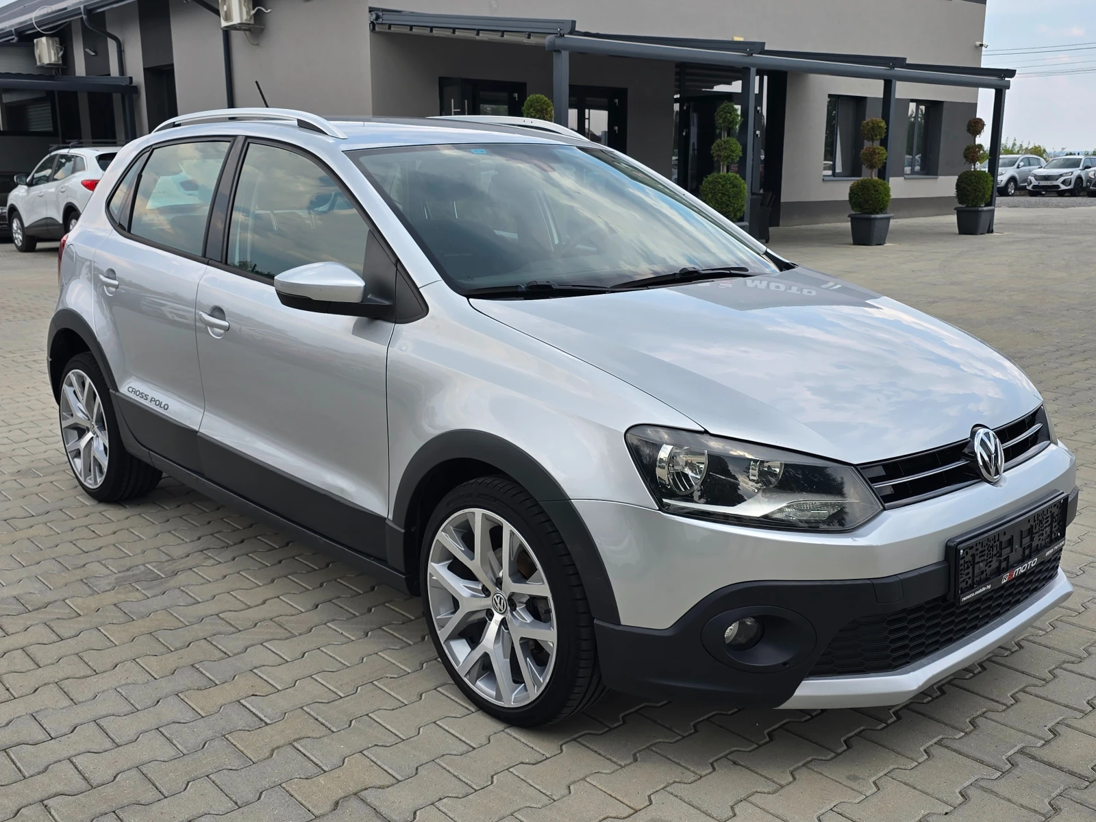 VW Polo 1.4TDI,  Cross, Euro 6, 90к.с., снимка 2 - Автомобили и джипове - 55736847