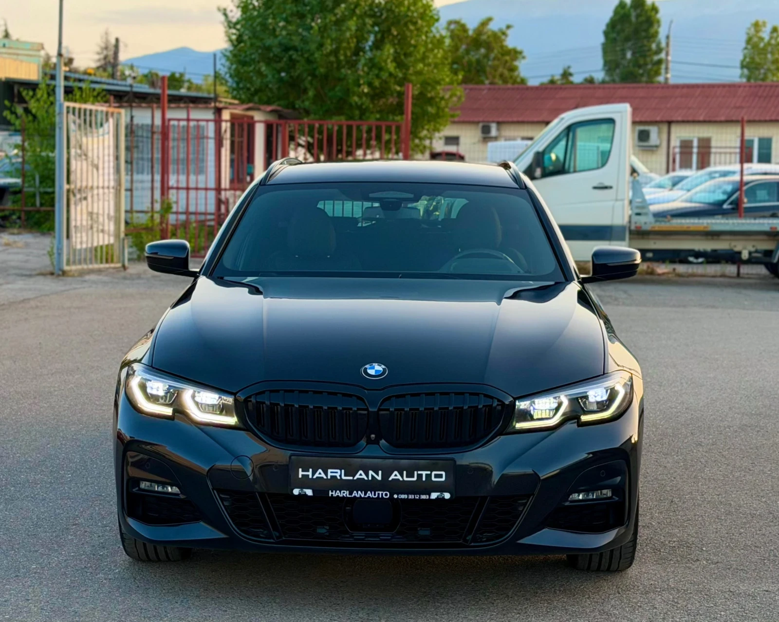 BMW 320 D M-Paket Laser Kameri 360* X-Drive Distronik Full, снимка 5 - Автомобили и джипове - 55849917