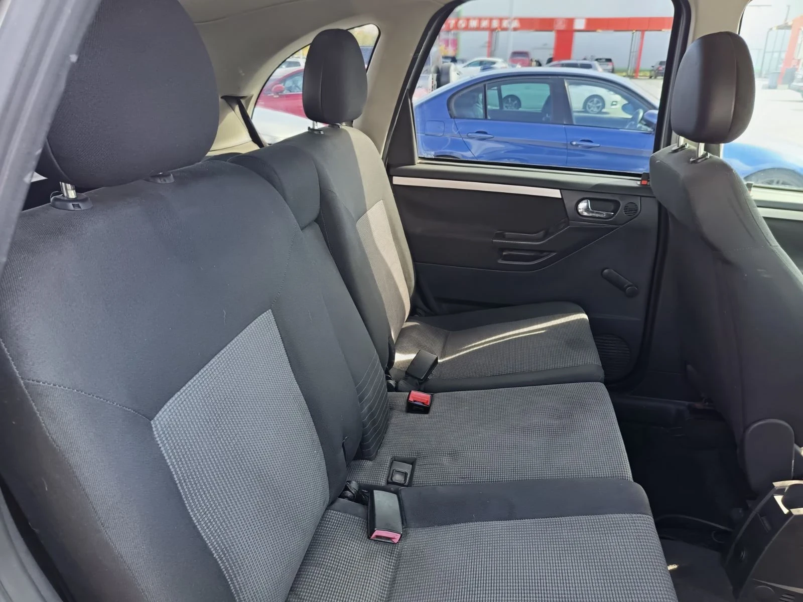 Opel Meriva, снимка 11 - Автомобили и джипове - 56665459