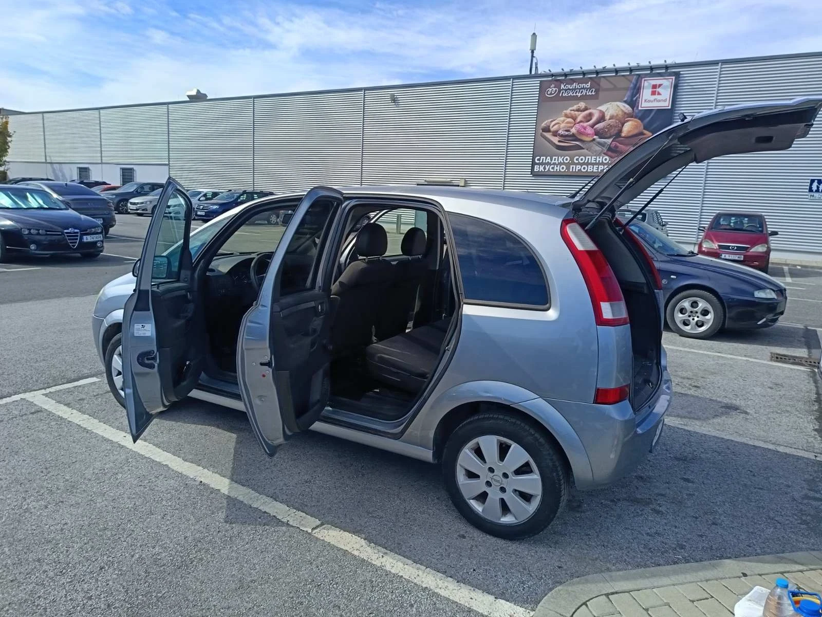 Opel Meriva, снимка 9 - Автомобили и джипове - 56665459