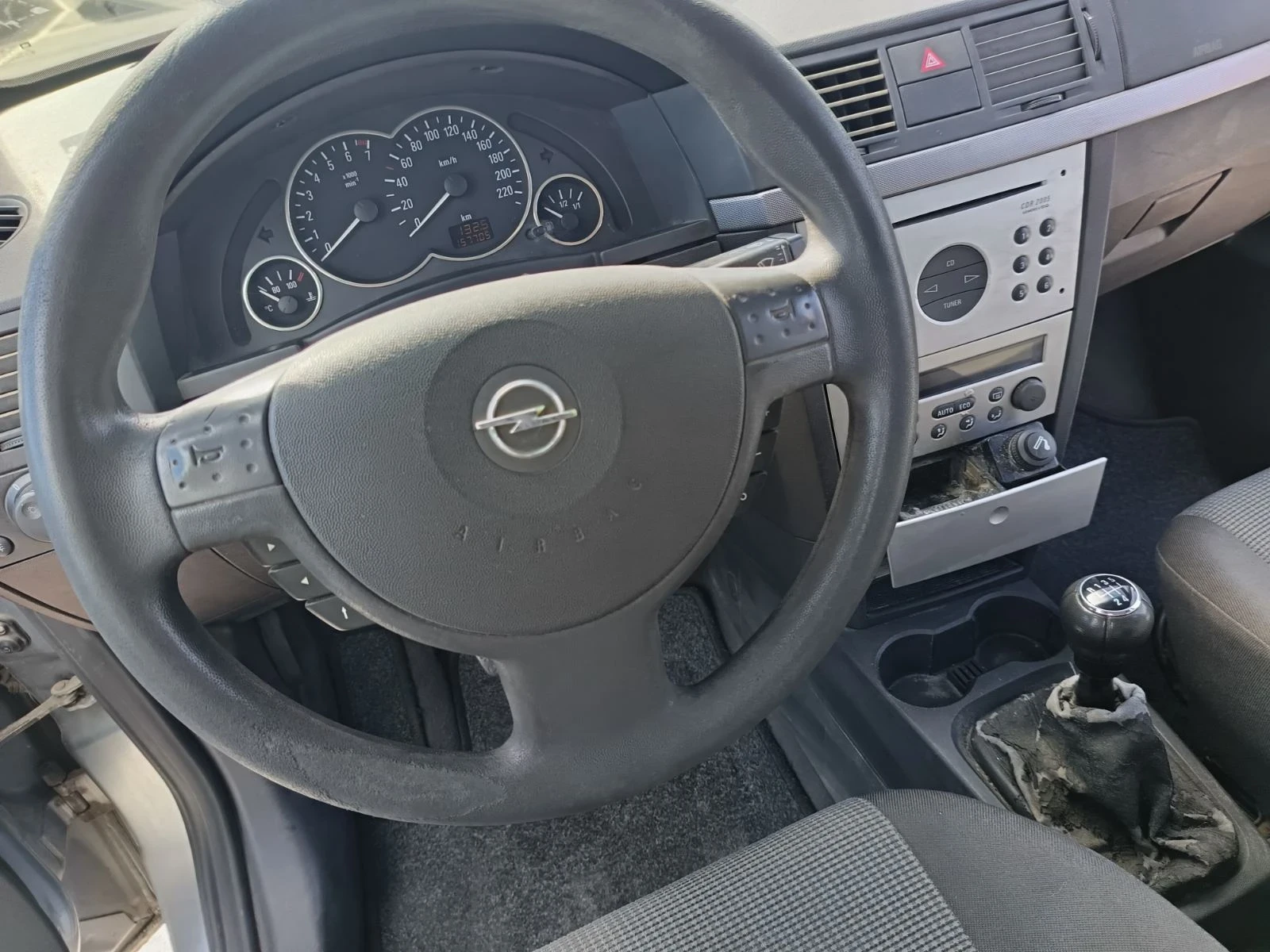 Opel Meriva, снимка 7 - Автомобили и джипове - 56665459