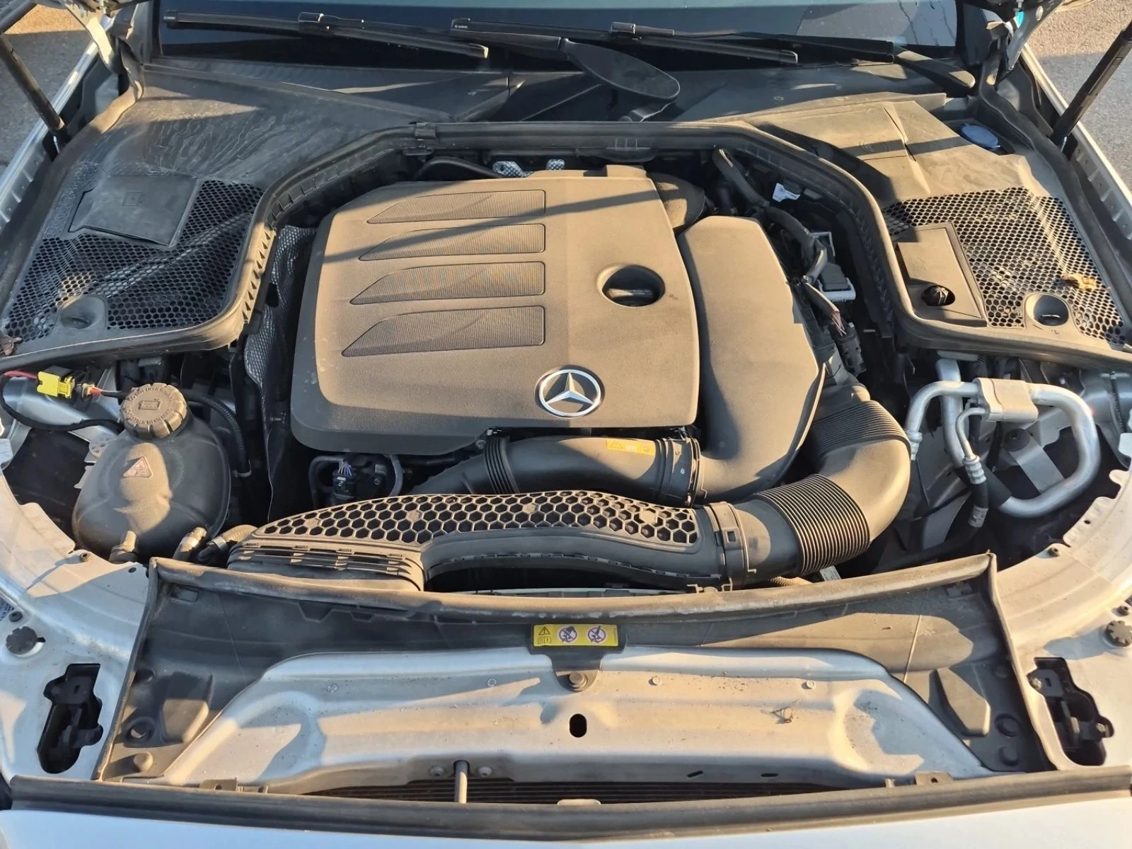 Mercedes-Benz C 300, снимка 15 - Автомобили и джипове - 56683721