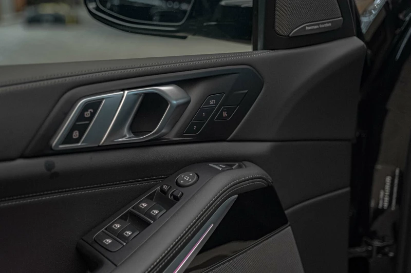 BMW X5 40I/M-Perf/Камера 360/Harman Kardon/Laser/Обдухван, снимка 8 - Автомобили и джипове - 52376966