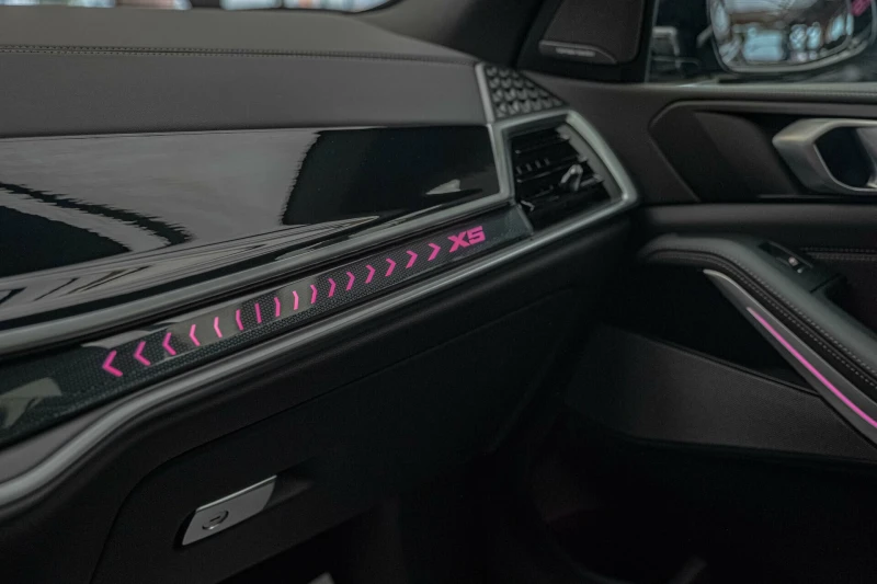 BMW X5 40I/M-Perf/Камера 360/Harman Kardon/Laser/Обдухван, снимка 11 - Автомобили и джипове - 52376966