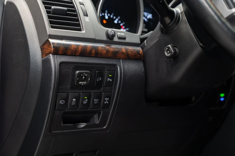 Toyota Land cruiser KAM* PANO* JBL* Обдухв* SHIKARI TUNING* CARBON* , снимка 15 - Автомобили и джипове - 52561159
