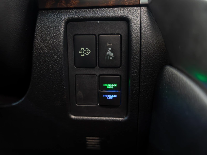 Toyota Land cruiser KAM* PANO* JBL* Обдухв* SHIKARI TUNING* CARBON* , снимка 17 - Автомобили и джипове - 52561159