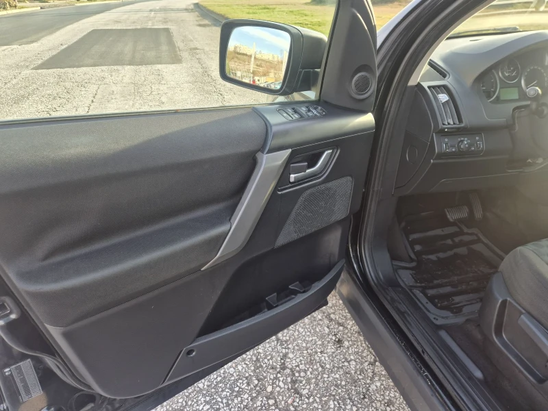 Land Rover Freelander 2.2Hdi , снимка 12 - Автомобили и джипове - 52848588