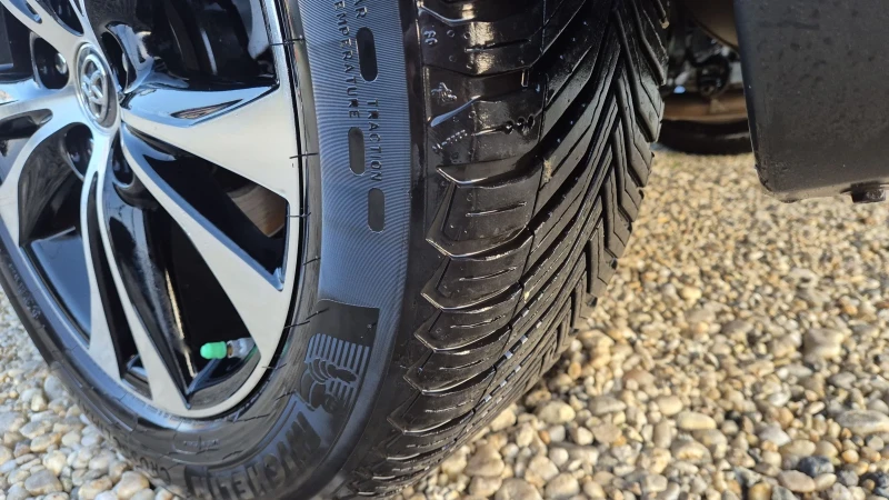 Toyota Rav4 2.0 D4D 20Г. ЮБИЛЕЙНА 4X4 НАВИ КАМЕРА КЕЙЛЕС ВИДЕО, снимка 8 - Автомобили и джипове - 52907638