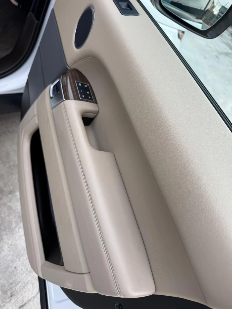 Land Rover Range Rover Sport 3.0 DİESEL, снимка 16 - Автомобили и джипове - 53256719