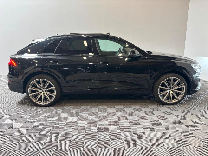 Audi SQ8 DISTR* KEYLESS* PANO* B&O* 360 CAM* , снимка 4 - Автомобили и джипове - 53366519