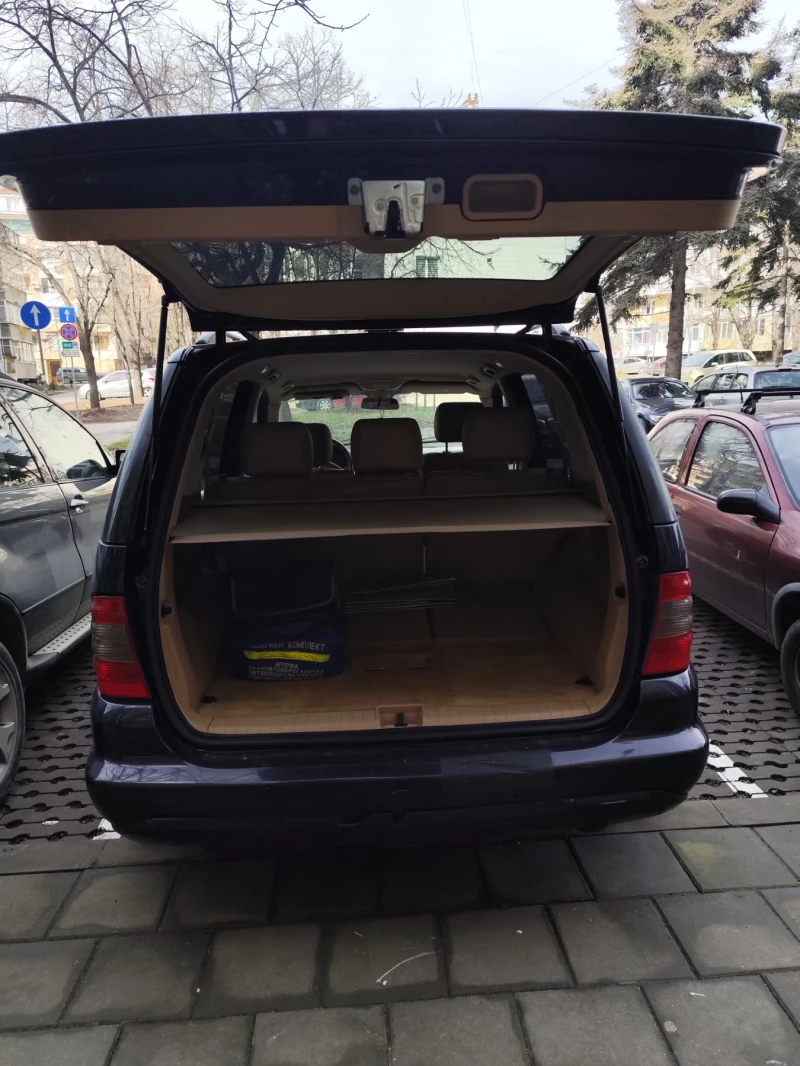 Mercedes-Benz ML 270, снимка 11 - Автомобили и джипове - 53452985
