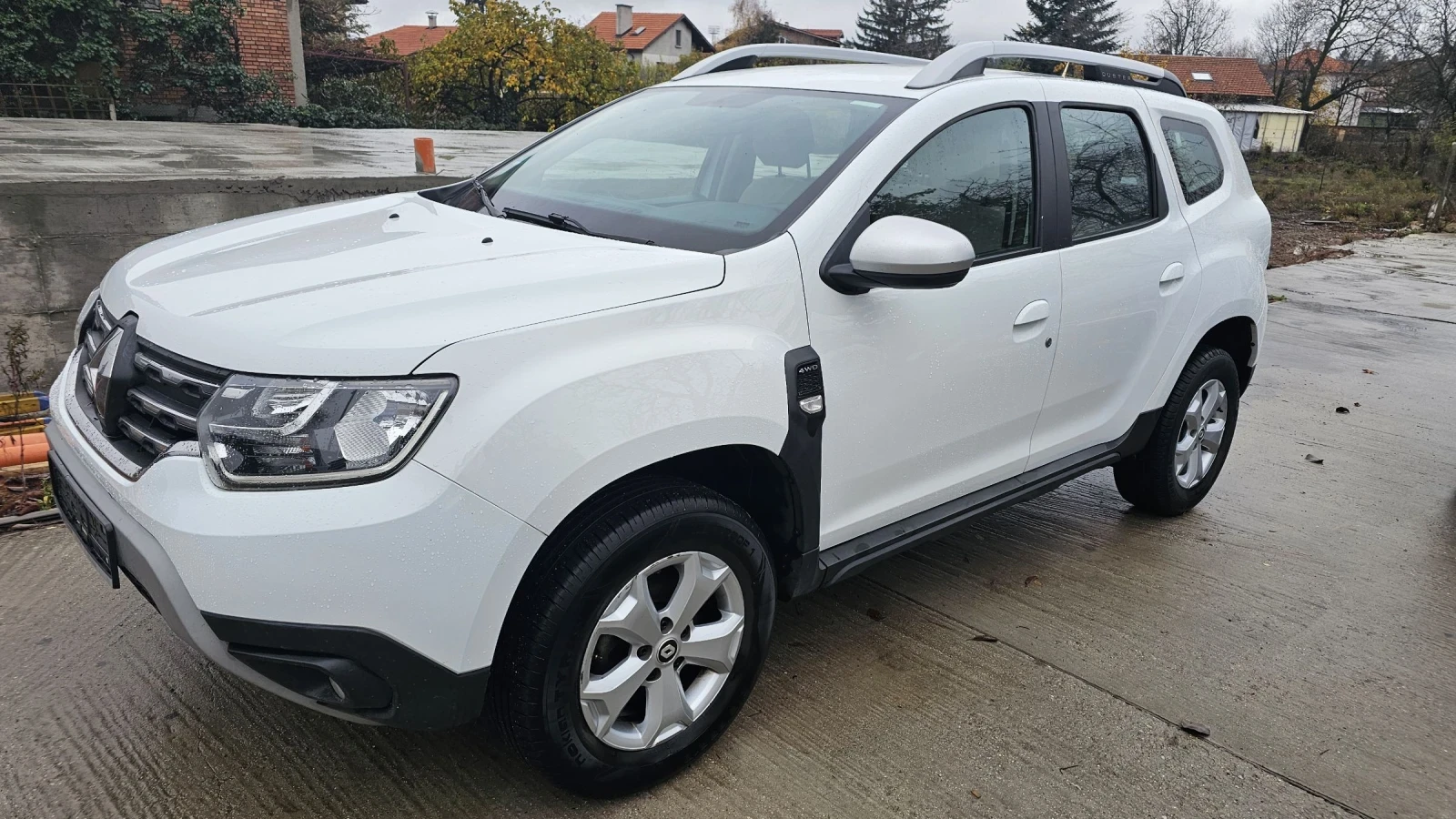 Dacia Duster 2.0i 16V 4x4, снимка 1